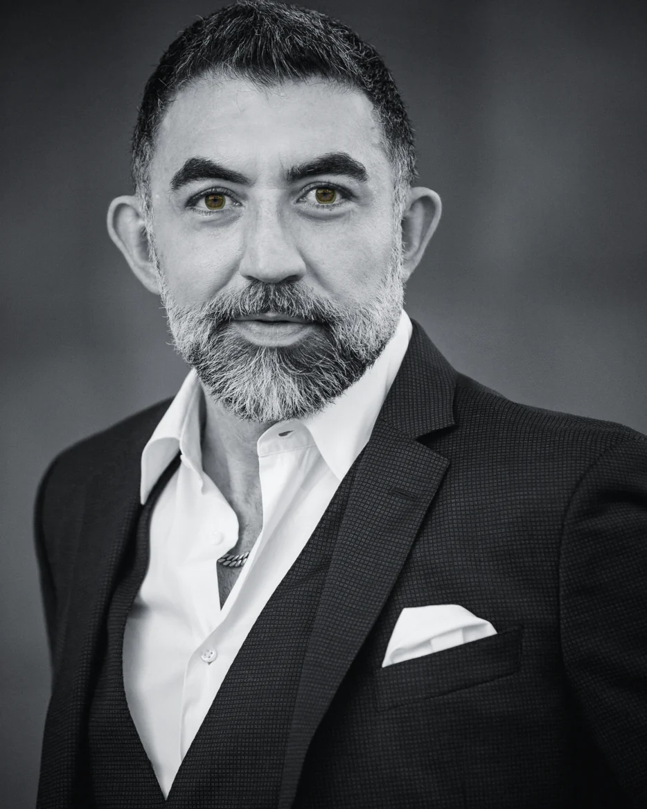 Houman Farzian, black and white portrait
